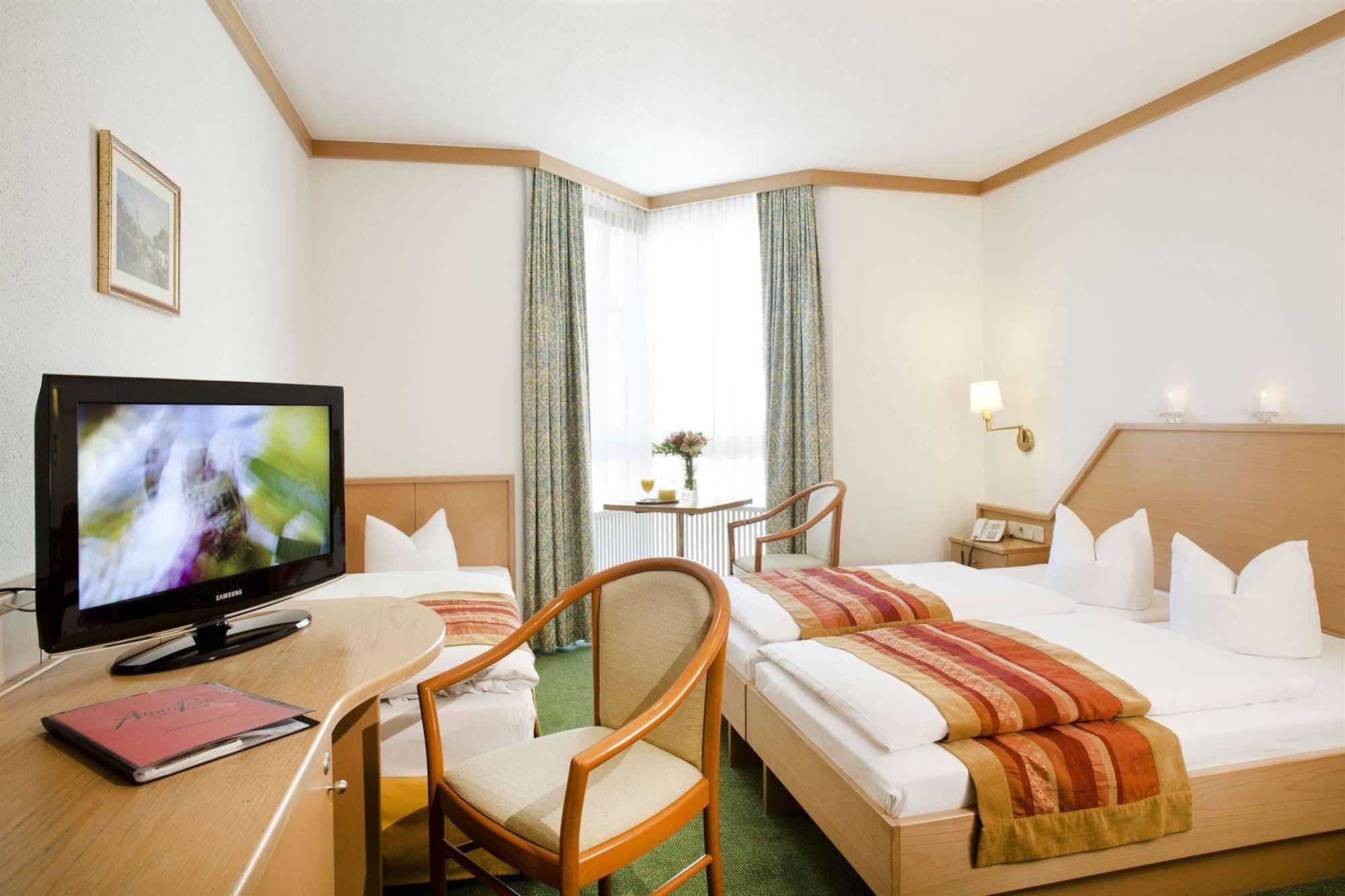 Hotel Alpinpark Innsbruck Eksteriør billede